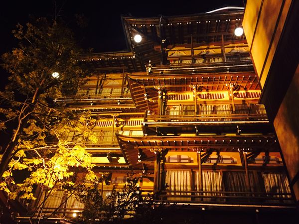 日本・長野県「長野　渋温泉　湯巡りの旅」の写真：こちらのお宿は、
千と千尋の神隠しのモデ...
