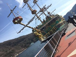 箱根といえば芦ノ湖！

海に浮かぶような鳥居がすごく神秘的でした✨