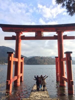 箱根といえば芦ノ湖！

海に浮かぶような鳥居がすごく神秘的でした✨