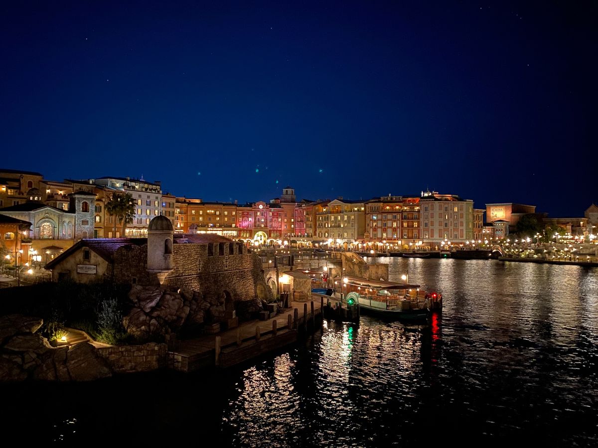 憧れのホテルミラコスタ初宿泊☺️
ミッキーと同じ誕生日でバースデーシール回収！