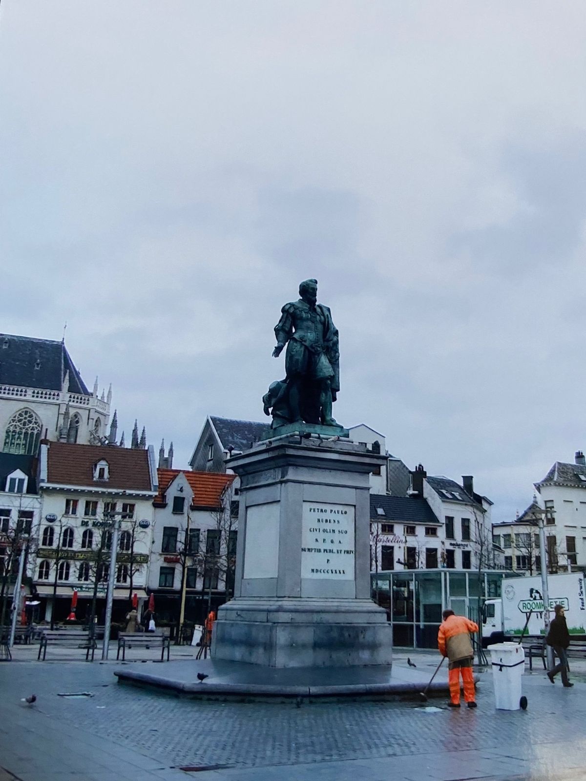 アントワープの素敵過ぎる駅。