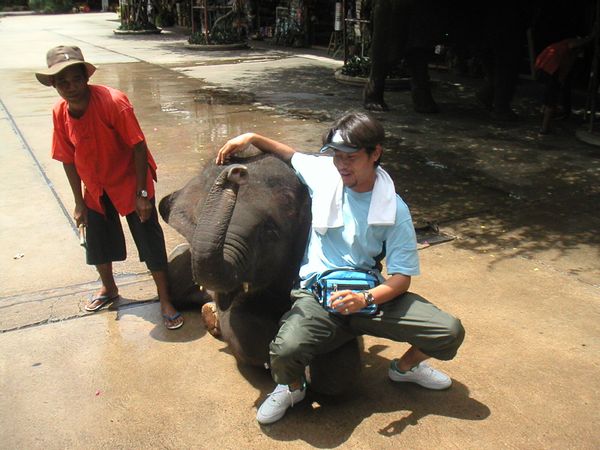 タイ・バンコク「タイランド」の写真：ほほ笑みの国