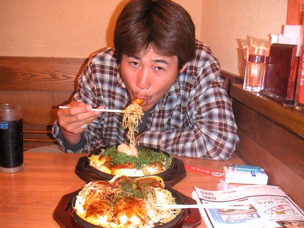 日本・広島県「広島旅」の写真：お好み焼き・牡蠣旅