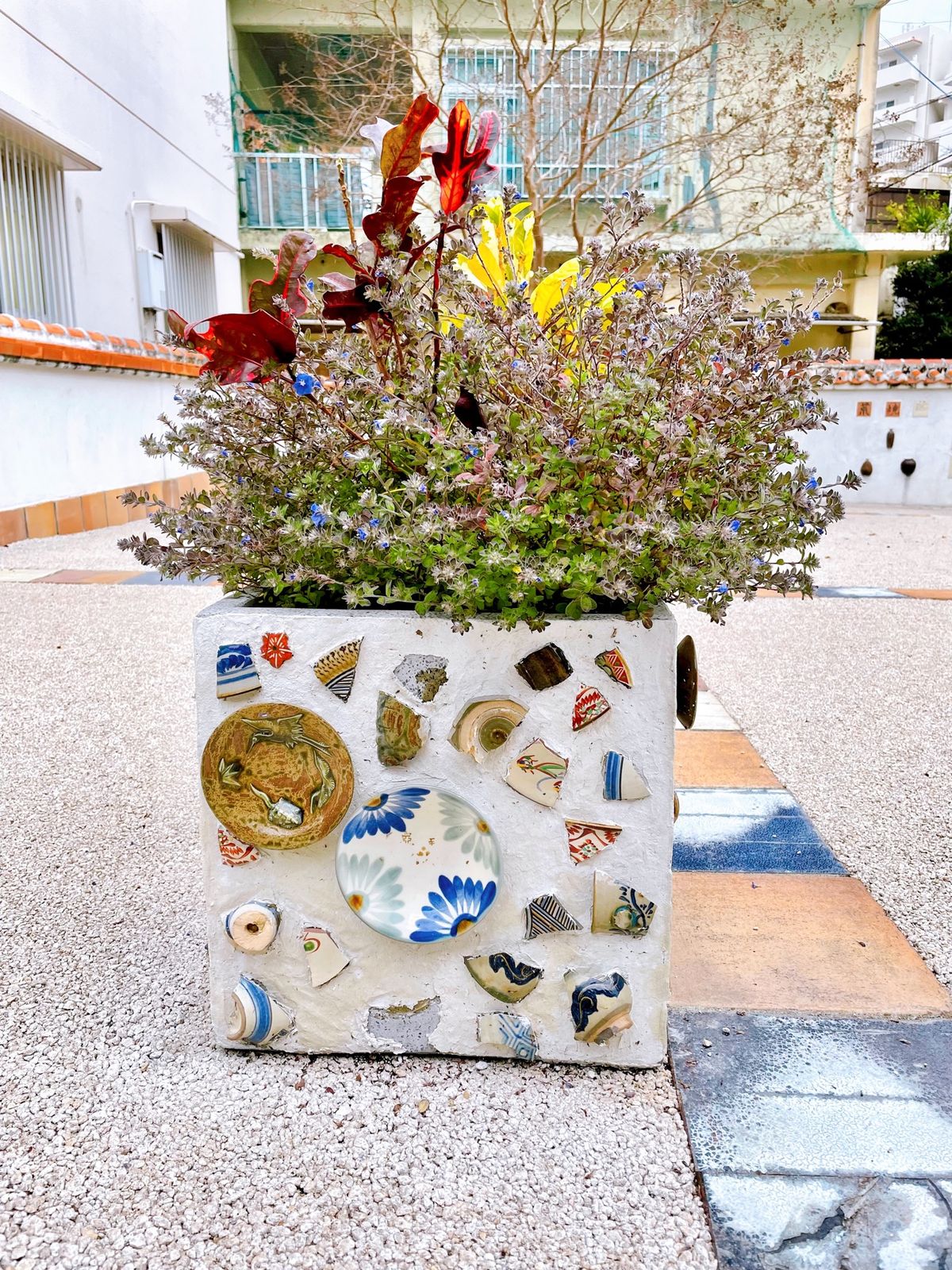 やちむん通り
かわいい食器がたくさんで困った🥹