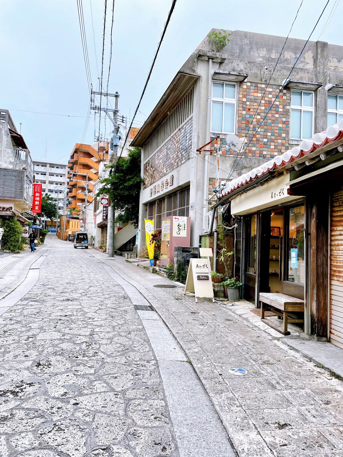 やちむん通り
かわいい食器がたくさんで困った🥹