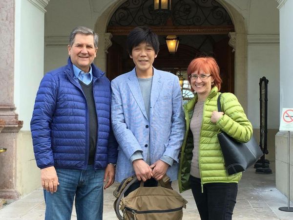 ハンガリー・ブダペスト「ミュンヘン/ザルツブルク/ブダペスト」の写真：私の友人で世界的に有名なチェリストと、奥...