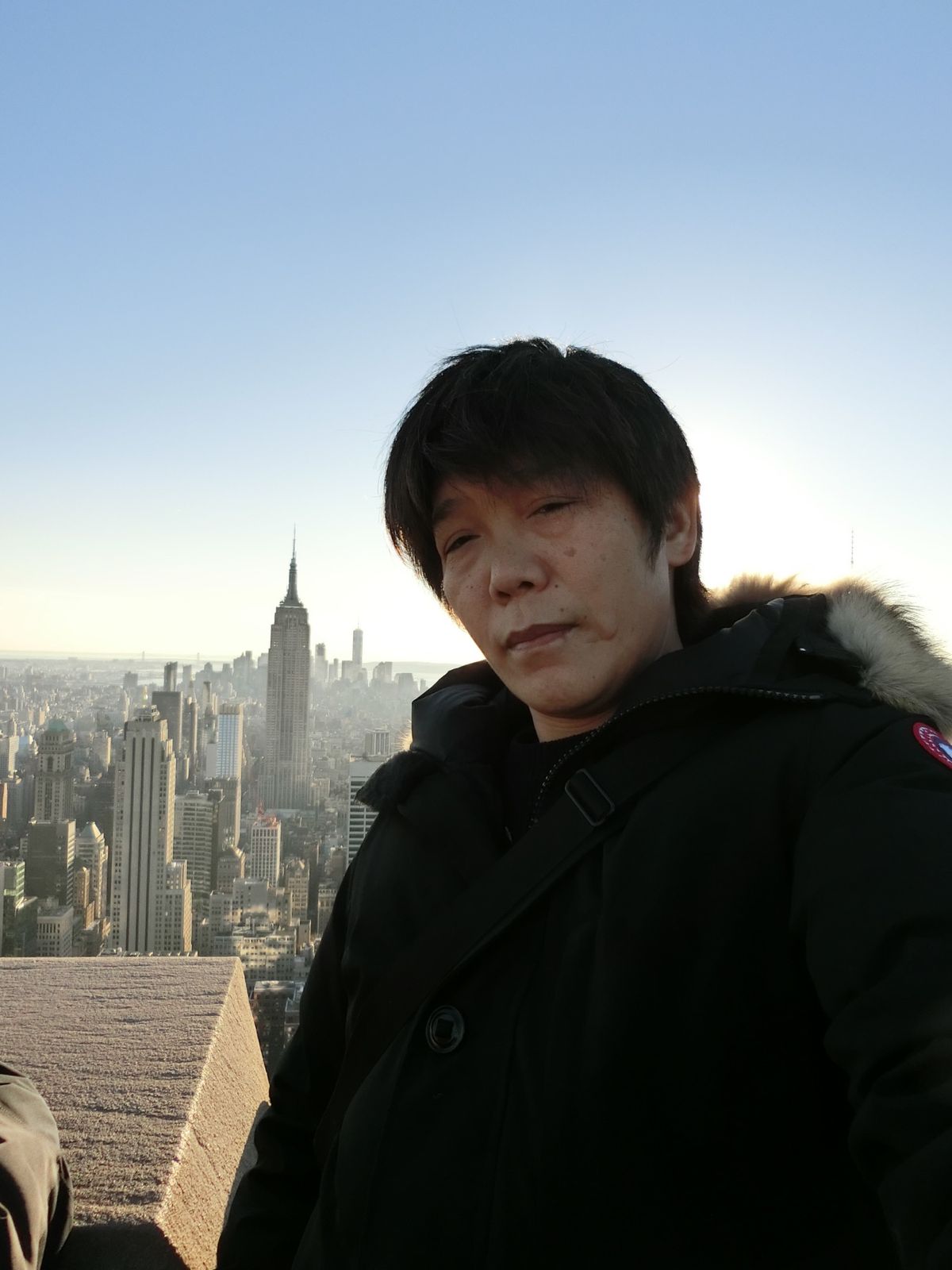 Top of the Rockからの眺め！天気が良く、でもちょっと明るすぎ...