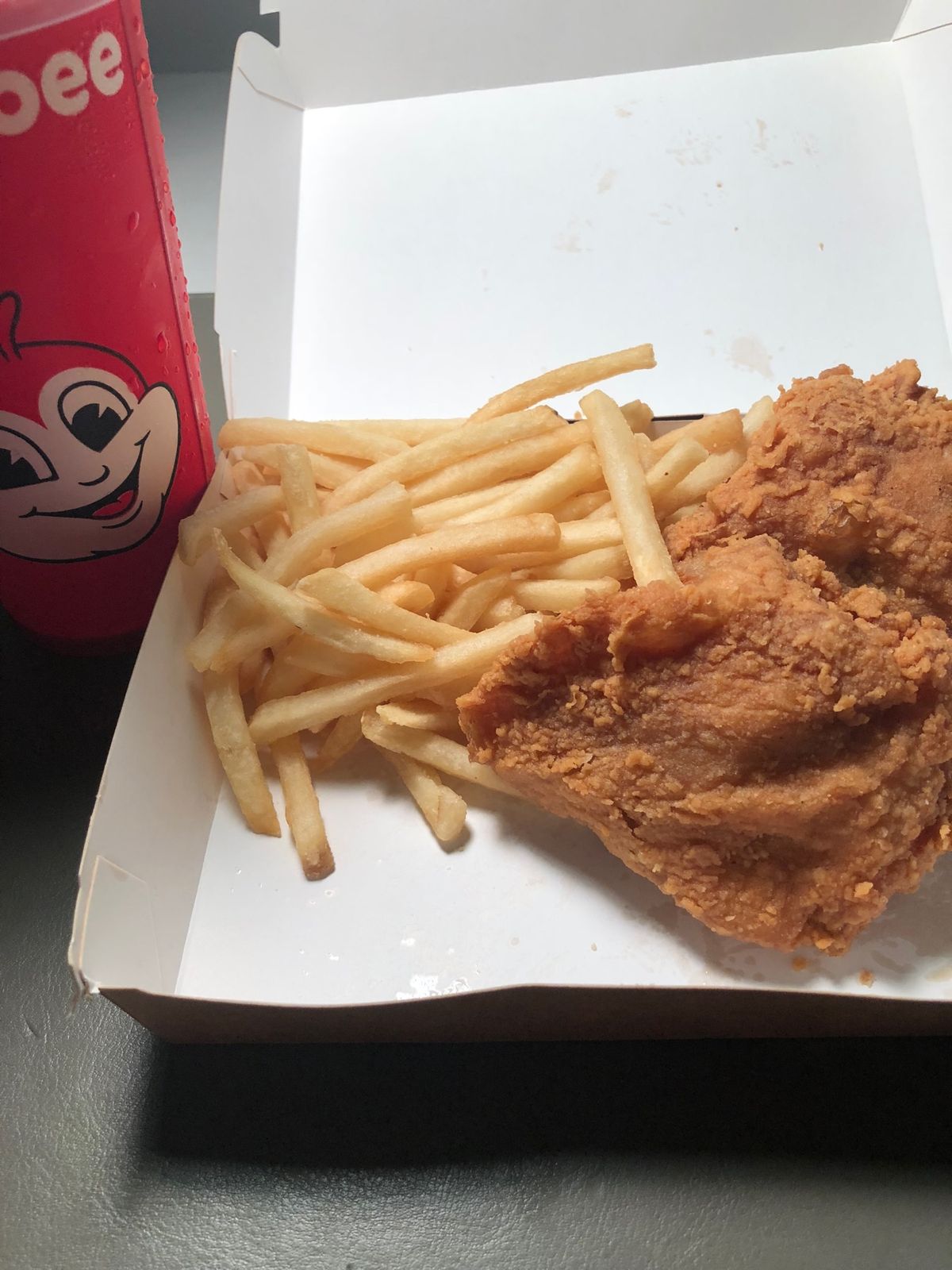 アラモアナのターゲットだったかな？の写真
海外のスーパーって見てるだけで楽...