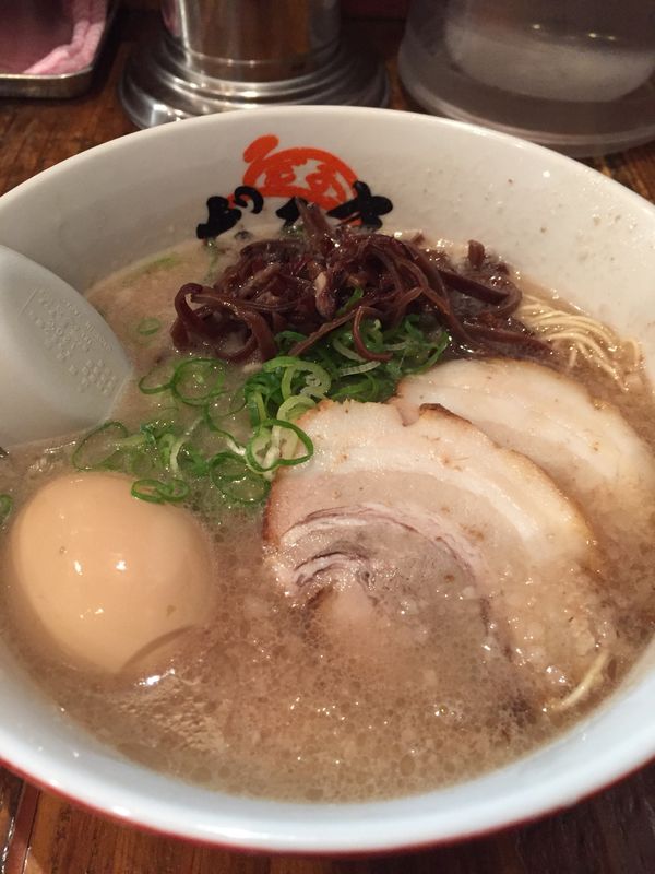日本・福岡県「博多駅前」の写真