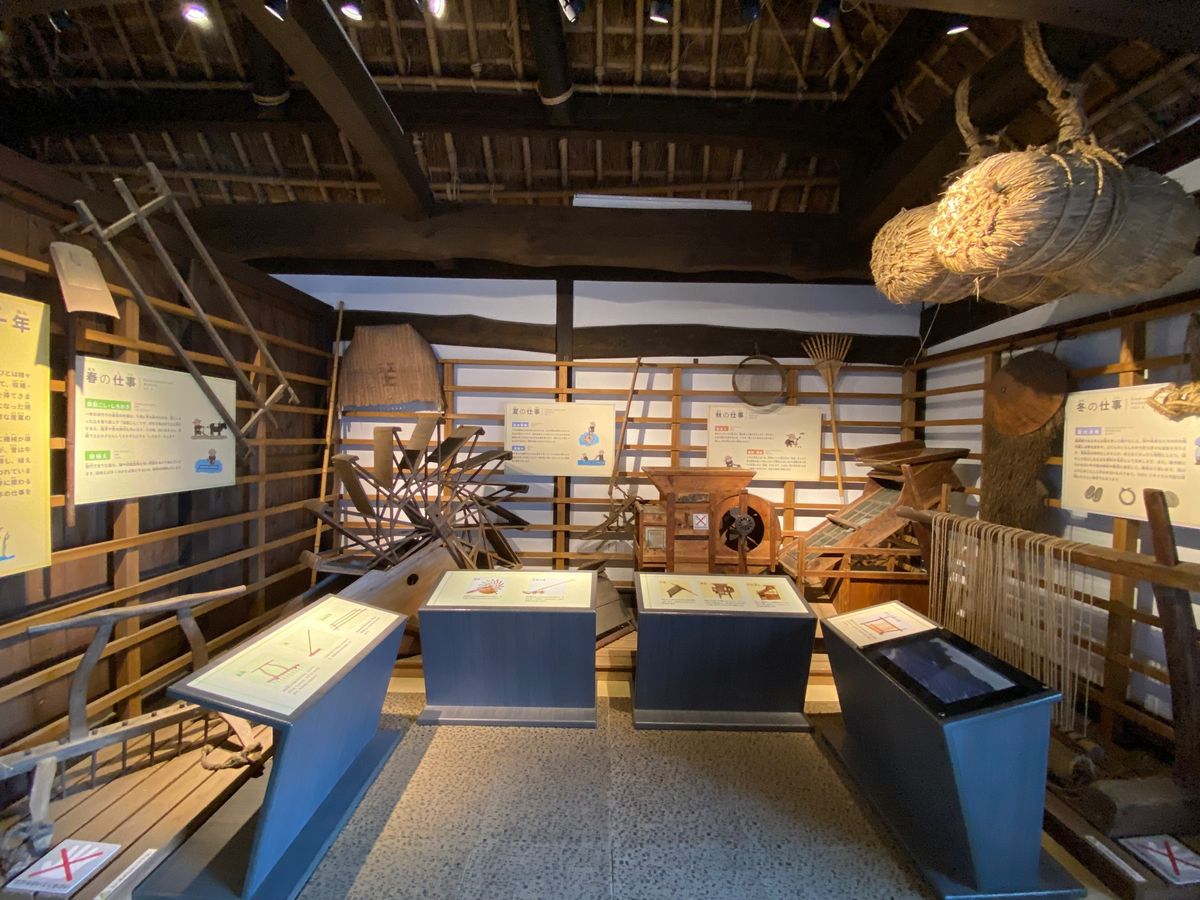 北九州の民家の様子

田の字型という四間取りが一般的な形らしい