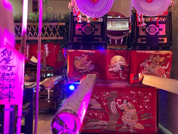 日本・福岡県「初めての🦕いのちのたび博物館🦖」の写真：山車まで展示されてた😳