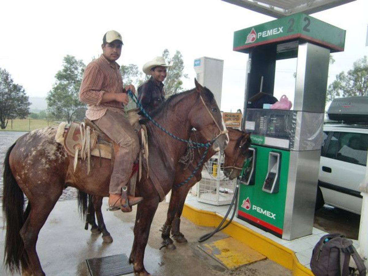 レストランでMariachi

樽にもビーズ細工　Jose Cuervo ...
