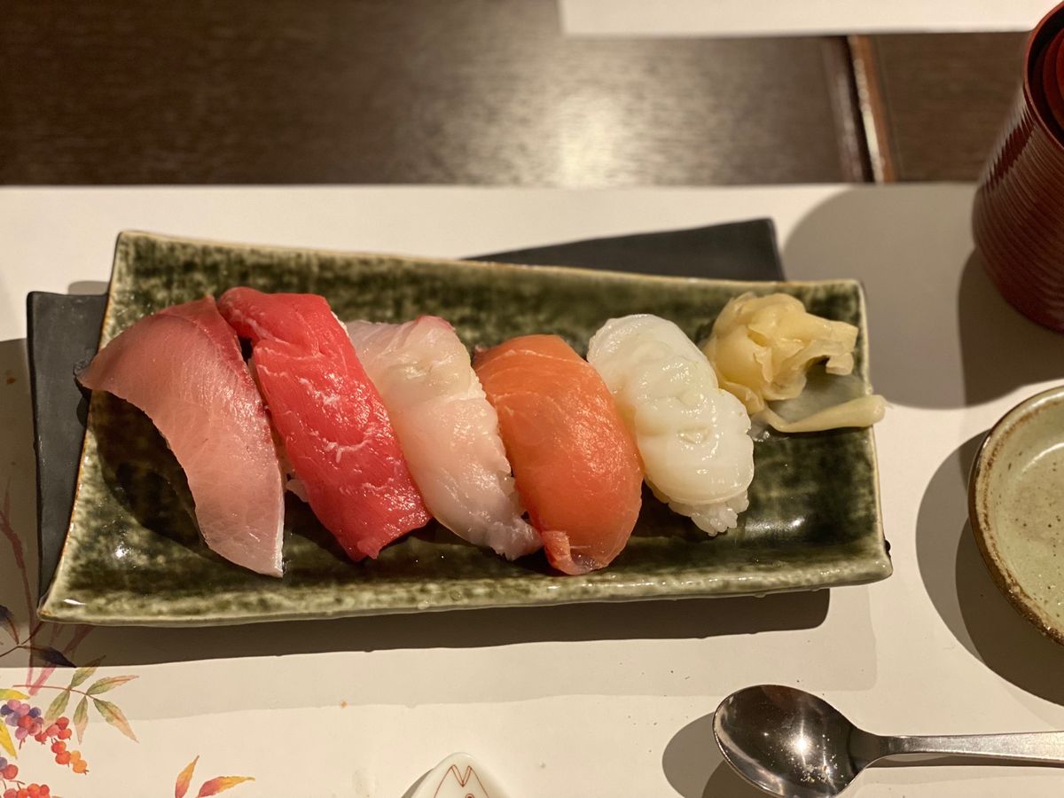 旨い魚と野菜 金澤じわもん料理 波の花(なみのはな)

まん防でお店が根こ...