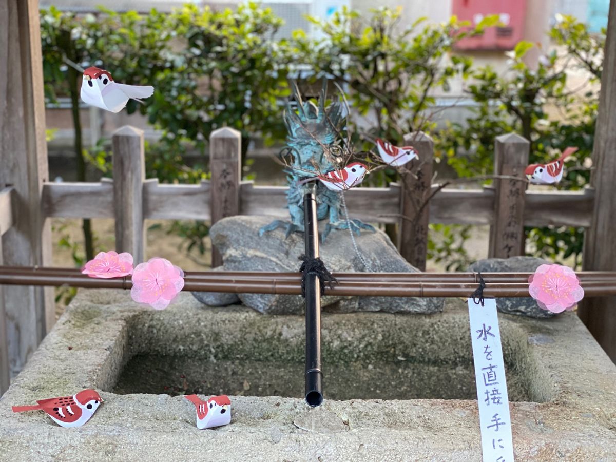 須天熊野神社

雀の飾り付け可愛い☺️
