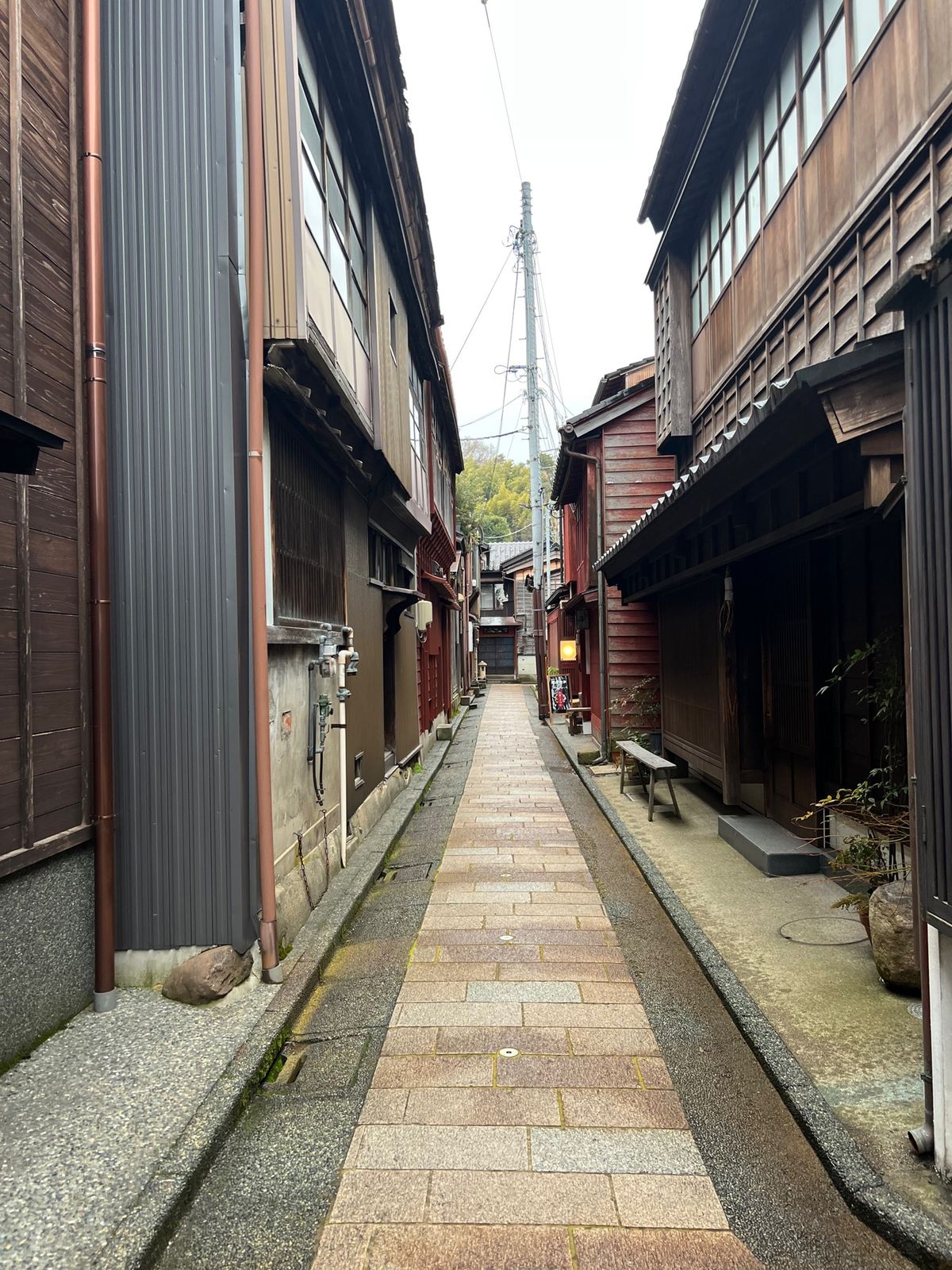 15時過ぎてやっとご飯を食べる時間ができて
東山御茶屋街をウロつくも

ラ...
