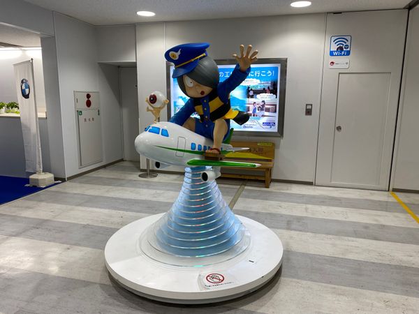 日本・島根県「島根鳥取旅！」の写真：米子鬼太郎空港！

鬼太郎たくさん！