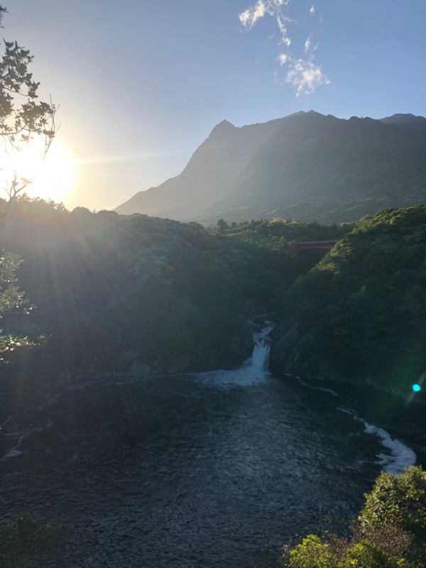 日本・鹿児島県「屋久島絶景の旅」の写真：早速絶景。トローキの滝。凄すぎる。