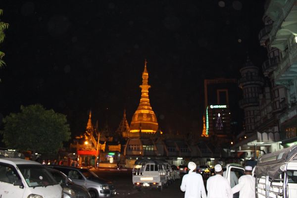 ミャンマー・ヤンゴン「ミャンマーの旅」の写真