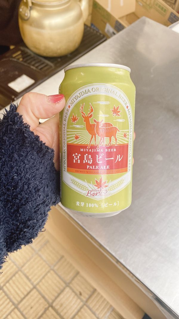 日本・宮島「広島の旅」の写真：ご当地ビール
修繕中の鳥居
もみじ饅頭