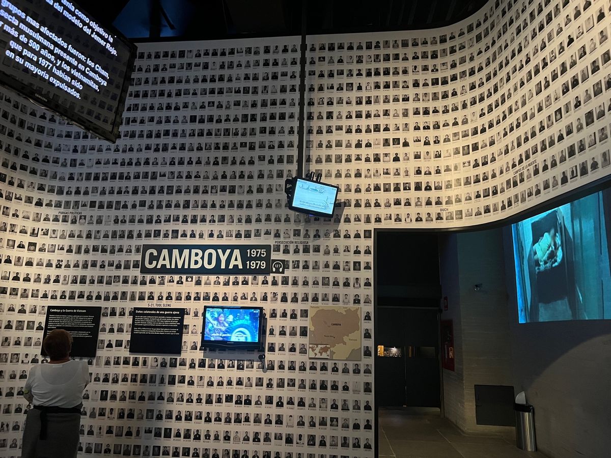 Memory and Tolerance Museum

ナチスドイツの後...