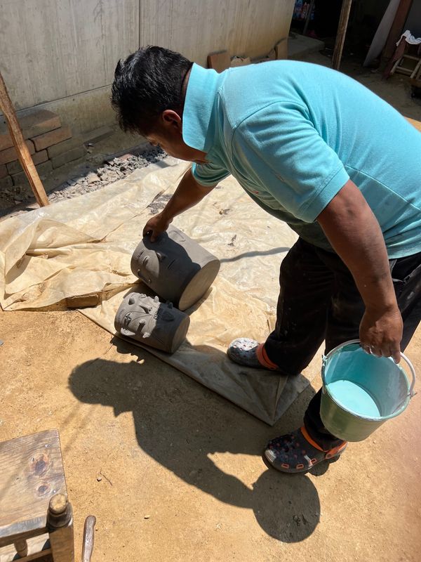 メキシコ・メキシコシティ「帰国後待機がなくなったのでついに海外旅行再開🙌」の写真：作品を撮影しやすいように
わざわざ並べて...