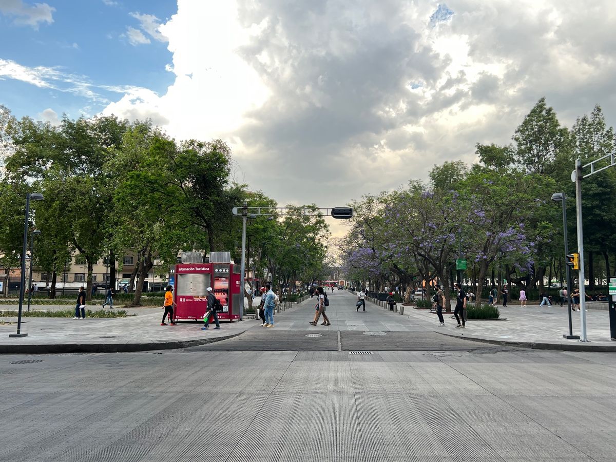 デパート行って博物館行っただけだけど
9000歩以上歩いてクタクタ💦

カ...