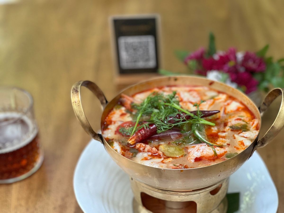 Galanga Thai House

最初はペルー料理店でセビーチェを食...