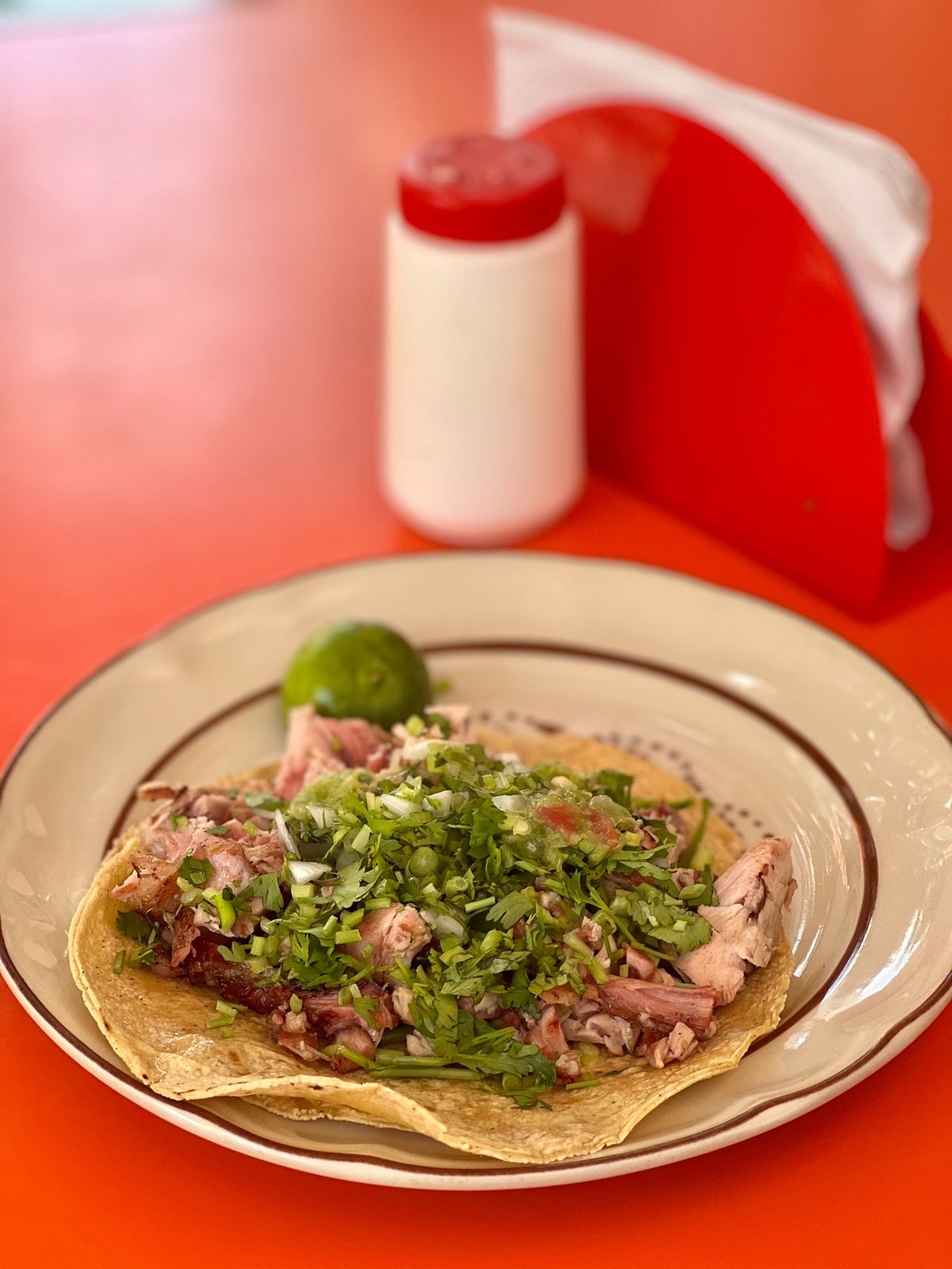 Carnitas hnos. López

小腹が空いたので
超ローカルな...