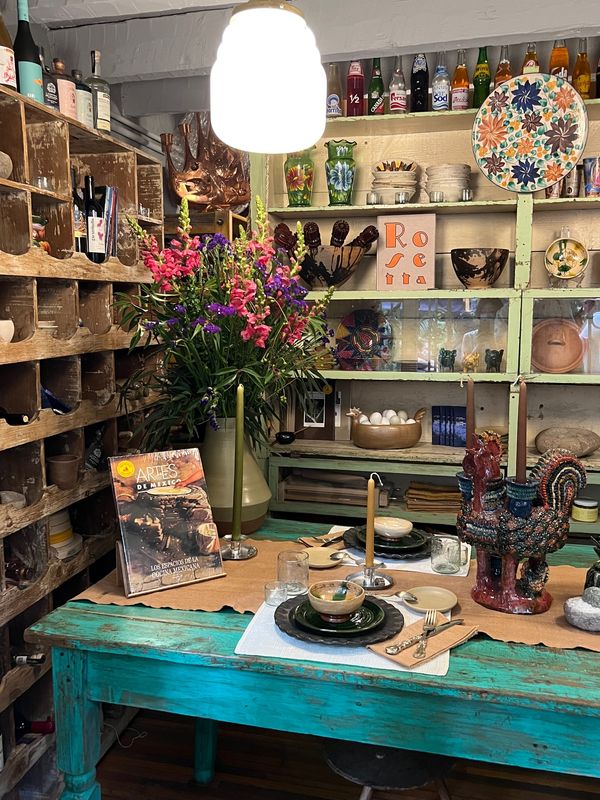 メキシコ・メキシコシティ「帰国後待機がなくなったのでついに海外旅行再開🙌」の写真：ショップの名前がわからないんだけど
um...