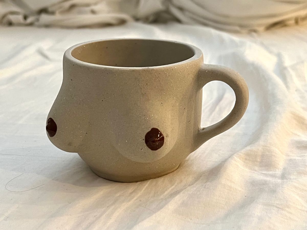 可愛いワンコちゃんがいるお店で買ったマグカップ
おっぱいが可愛いすぎて😂
...