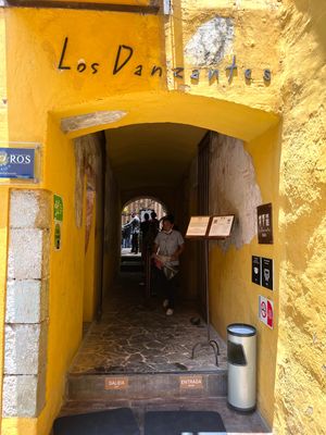 Los Danzantes

本当はこの日のランチに行こうと思ってたレスト...