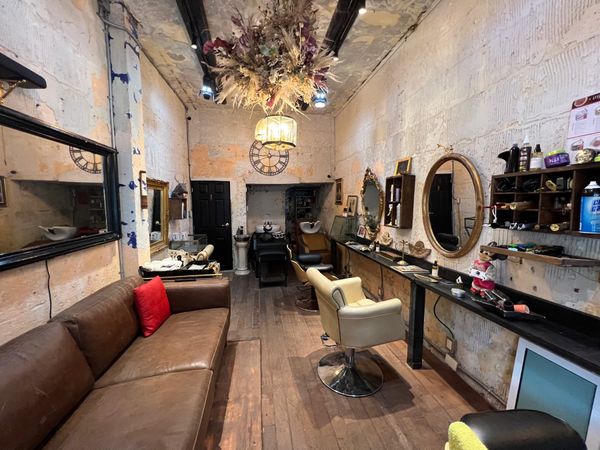 メキシコ・メキシコシティ「帰国後待機がなくなったのでついに海外旅行再開🙌」の写真：この日はノリくんのお店で髪をカットしても...