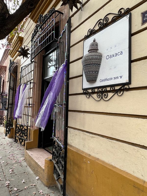 メキシコ・メキシコシティ「帰国後待機がなくなったのでついに海外旅行再開🙌」の写真：通りかかるときにはちょうど閉まってる時間...