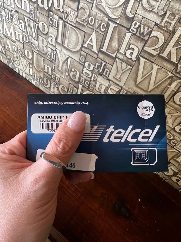 メキシコ・メキシコシティ「帰国後待機がなくなったのでついに海外旅行再開🙌」の写真：翌日はまずはSIMカードを入手がてら
あ...