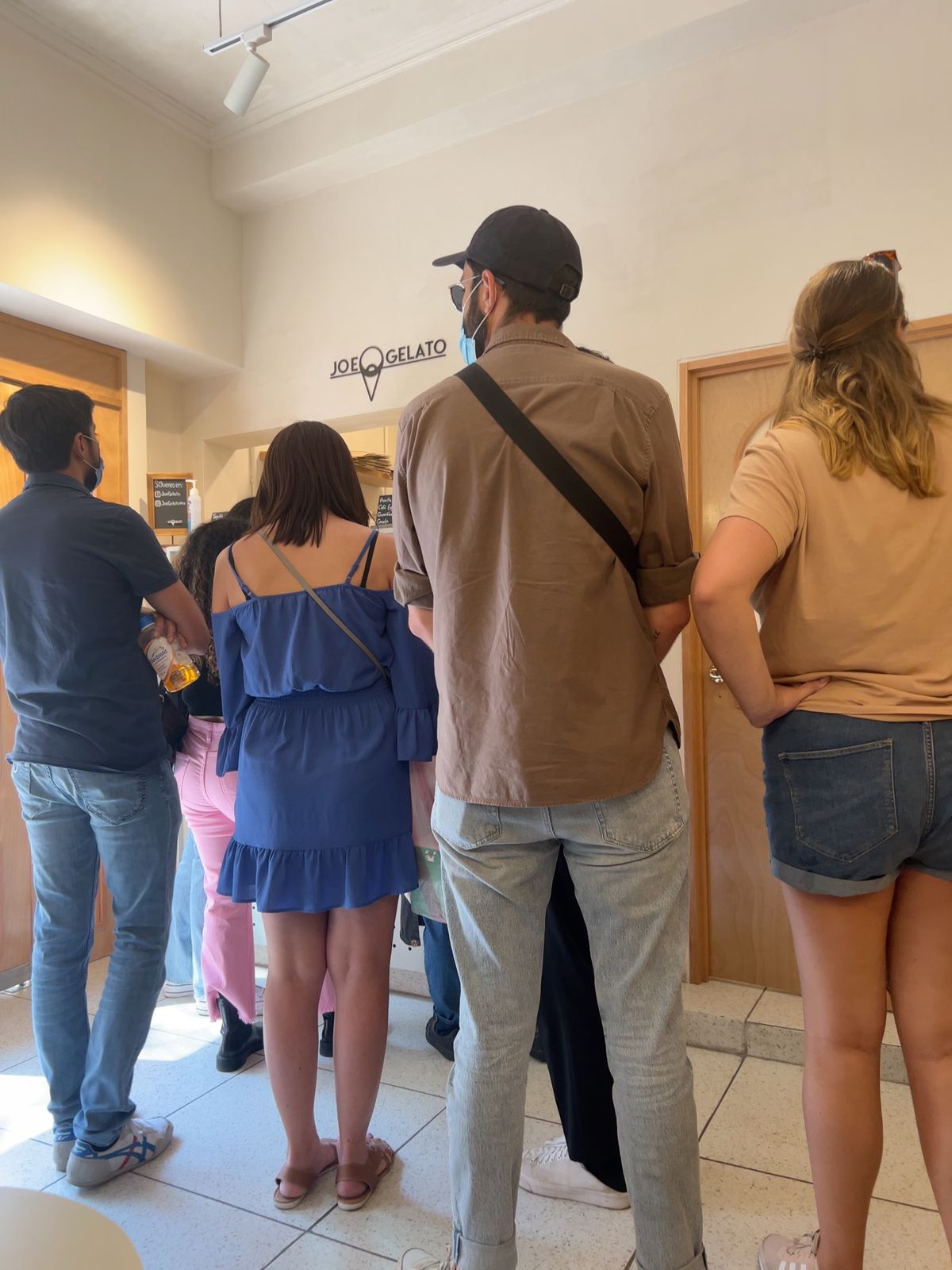 Joe Gelato

歩き疲れたので
ジェラート屋さんで休憩

この日も...