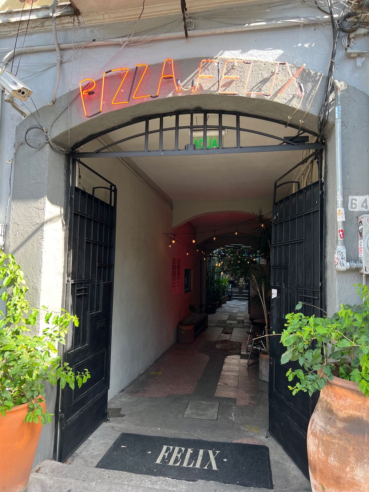 Pizza Felix

このピザ屋さんは今回は行くタイミングなかったけど...