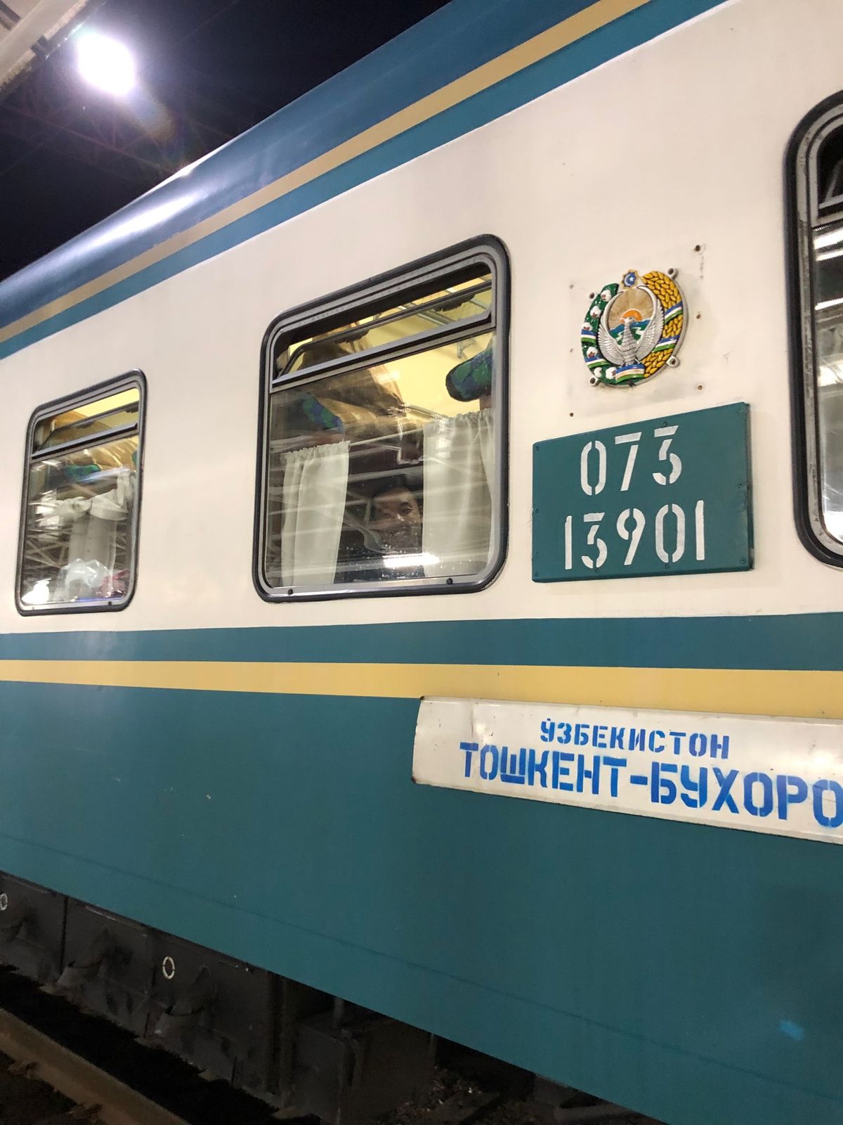 ヌルスルタンに着くとすぐにウズベキスタン行きの飛行機に搭乗、首都タシケント...