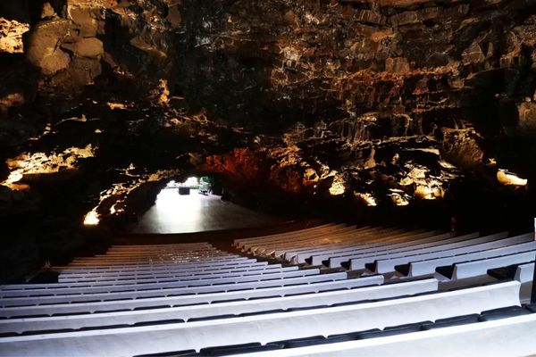 アンドラ「地中海沿岸とカナリア諸島の旅」の写真：洞窟のコンサートホール