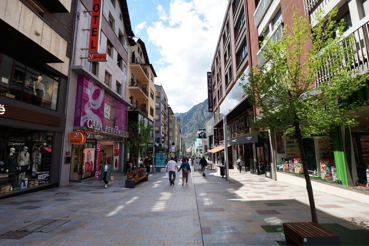 アンドララヴェリャのメインストリート