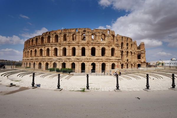 アンドラ「地中海沿岸とカナリア諸島の旅」の写真：エルジェムの円形闘技場