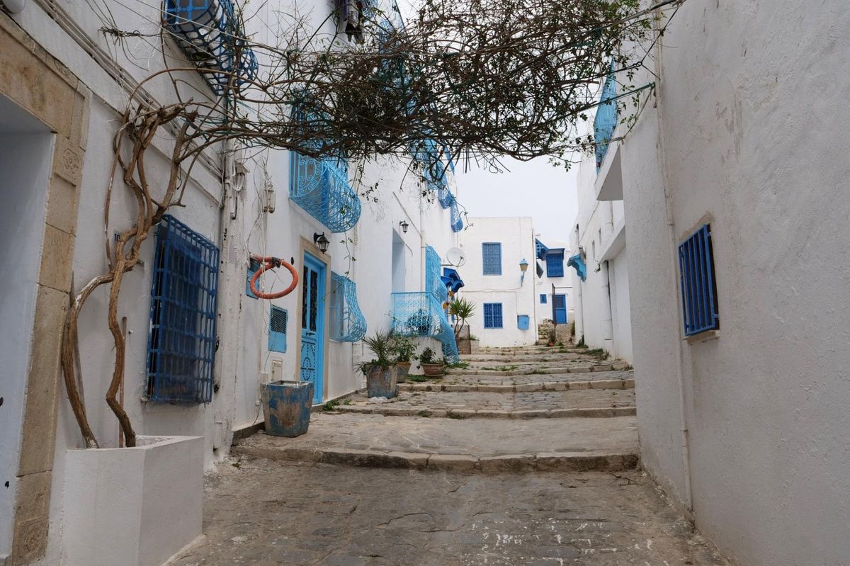 シディブサイドの街並み