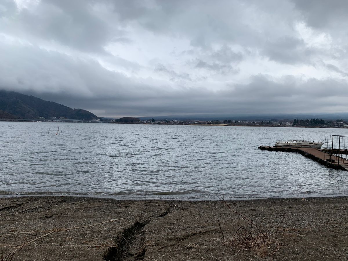 河口湖猿まわし劇場へ。
5代目チョロ松くん大活躍。