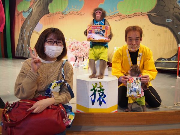 日本・山梨県「河口湖猿旅」の写真