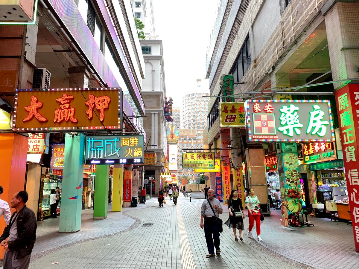 深圳からフェリーであっという間にマカオに到着！🇲🇴
ひとまずご飯