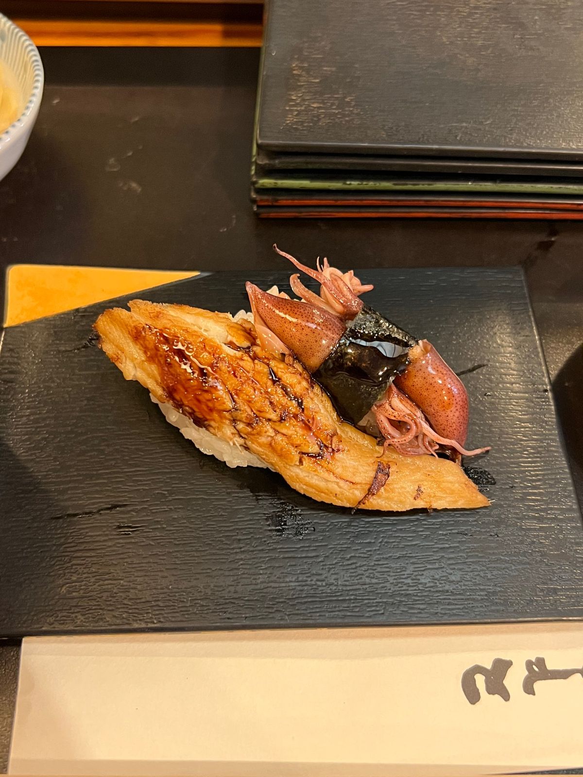 大国鮨

この日は初めて行くお鮨屋さんにトライ
素朴な雰囲気のお鮨屋さんだ...