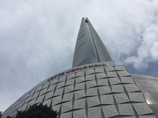 大韓民国 (韓国)・ソウル「3年連続プラっと韓国」の写真：ロッテワールドタワー