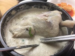 韓国グルメ
焼肉、サムギョプサル、参鶏湯、タッカルビ、お粥