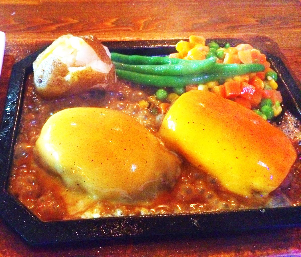 最終日に行ったゴールドラッシュのハンバーグとカフェカイラ