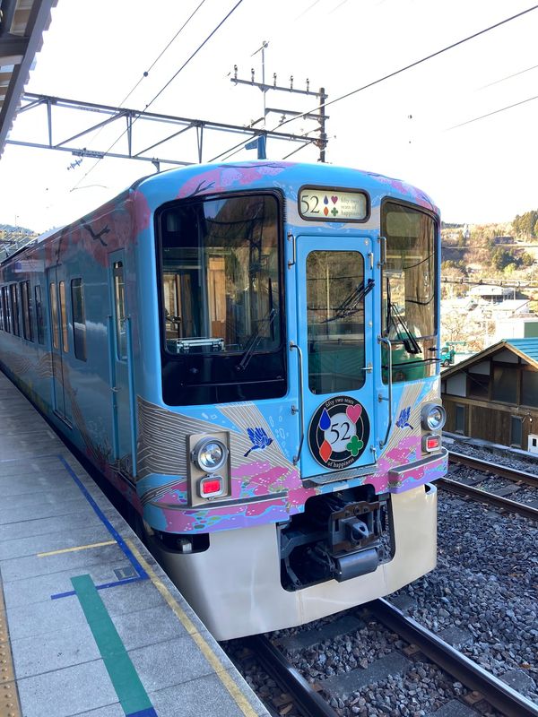 日本・埼玉県「秩父行き食堂列車より。」の写真：西武　旅するレストラン　52席の至福
