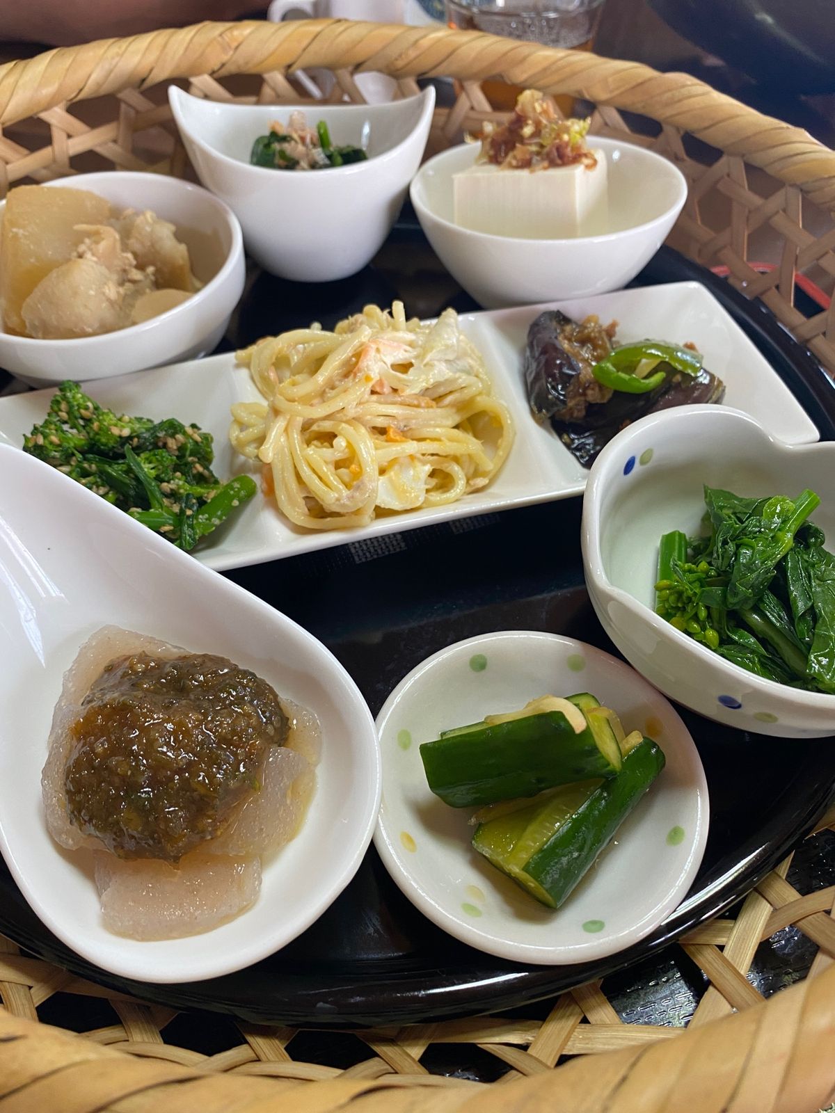 この日の昼ごはんは栃木現地で調べて行きました
普通の民家の一軒家で経営する...